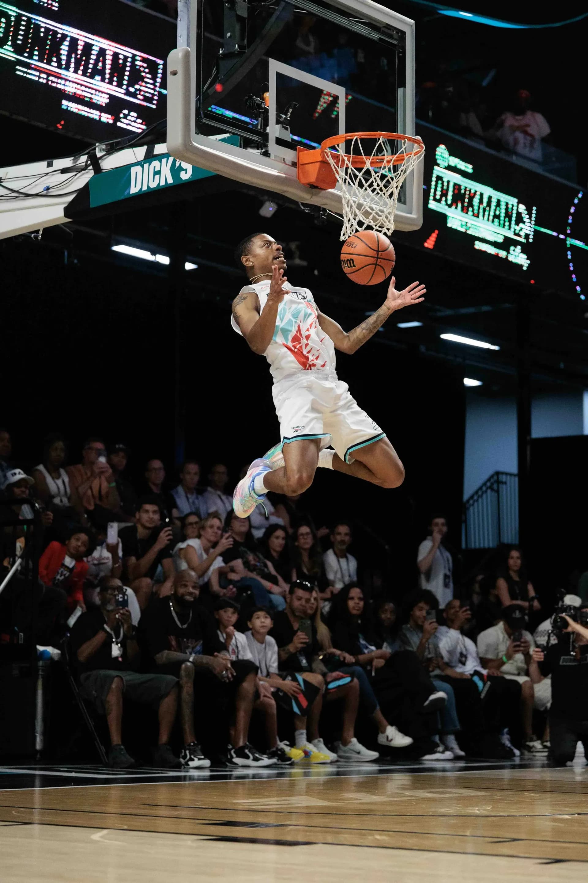 Group Stage B — dunk 4